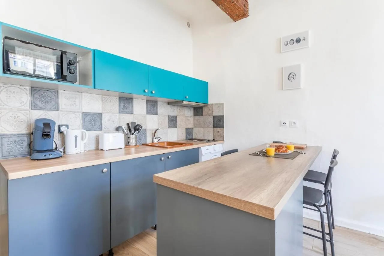 Apartment Studio Place Cardeurs Aix-en-Provence